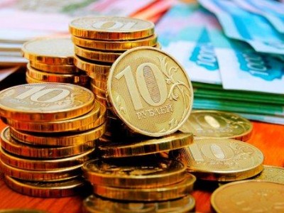 Картинка к материалу: «В Ленобласти по 2000 рублей выделят инвалидам и получателям минимальной пенсии»