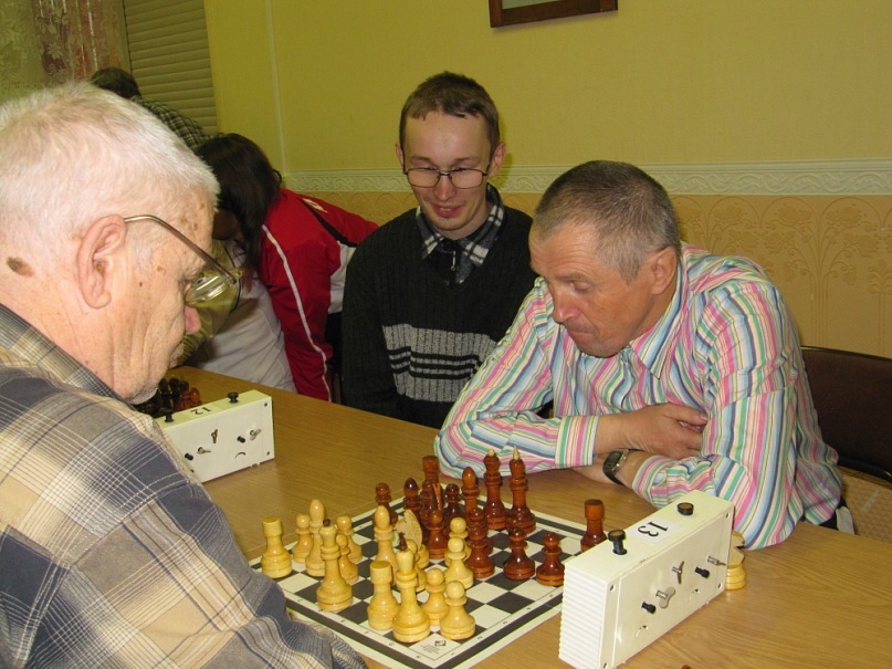 областная олимпиада среди инвалидов по шашкам и шахматам
