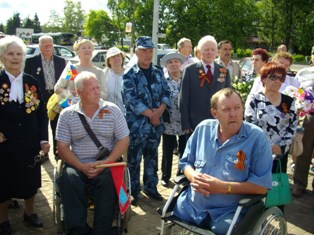 Участники автопробега Тихвинской городской организации Всероссийского общества инвалидов